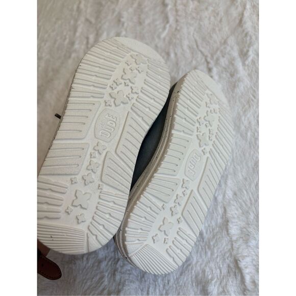 NWT Hey Dude Wally Shoes Size 12C - Picture 2 of 3